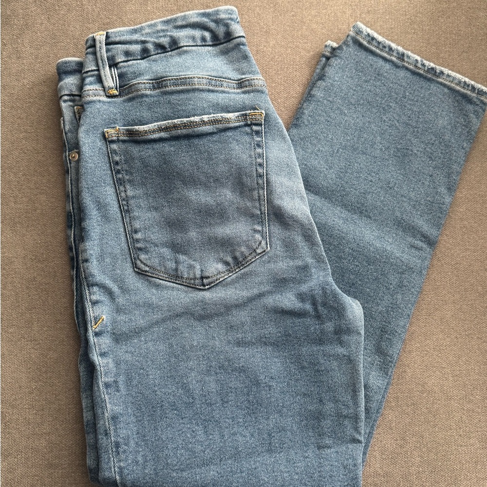 Good American straight leg jeans size 12/31